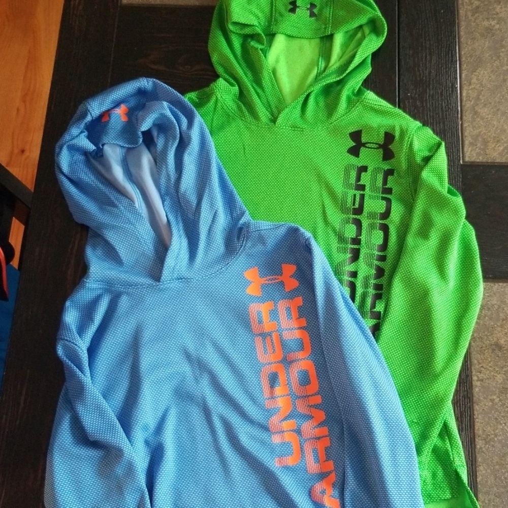 2 boys under armour hooded pullover